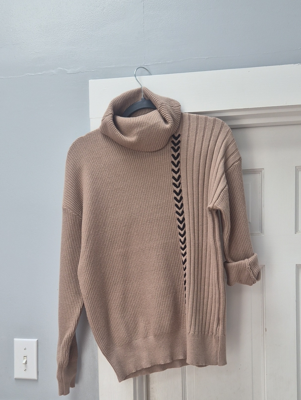 Turtleneck Mixed-Knit Sweater in Taupe NW/OT